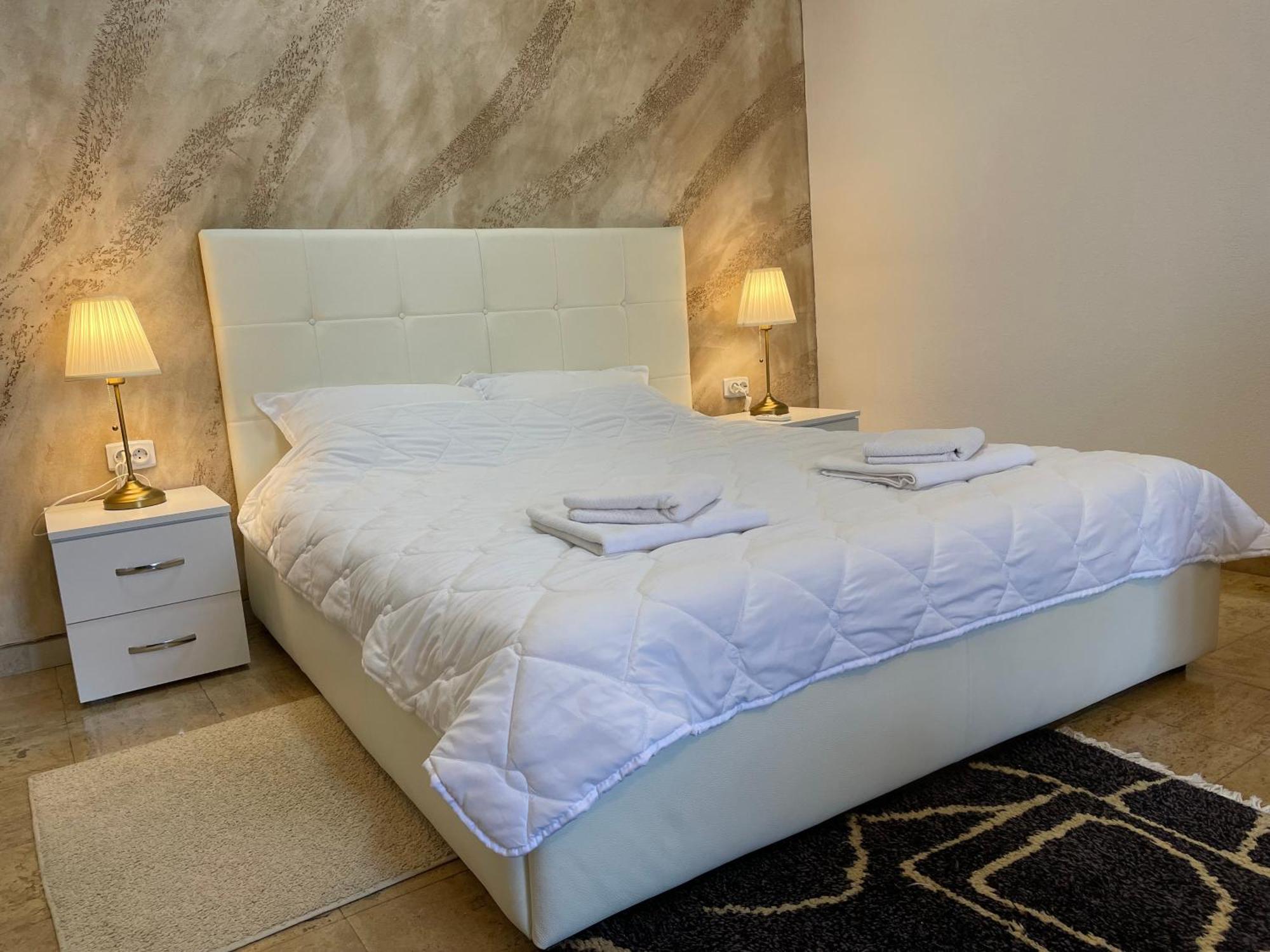 Bora Apartmani - Free Parking - City Center Vranje Exteriör bild