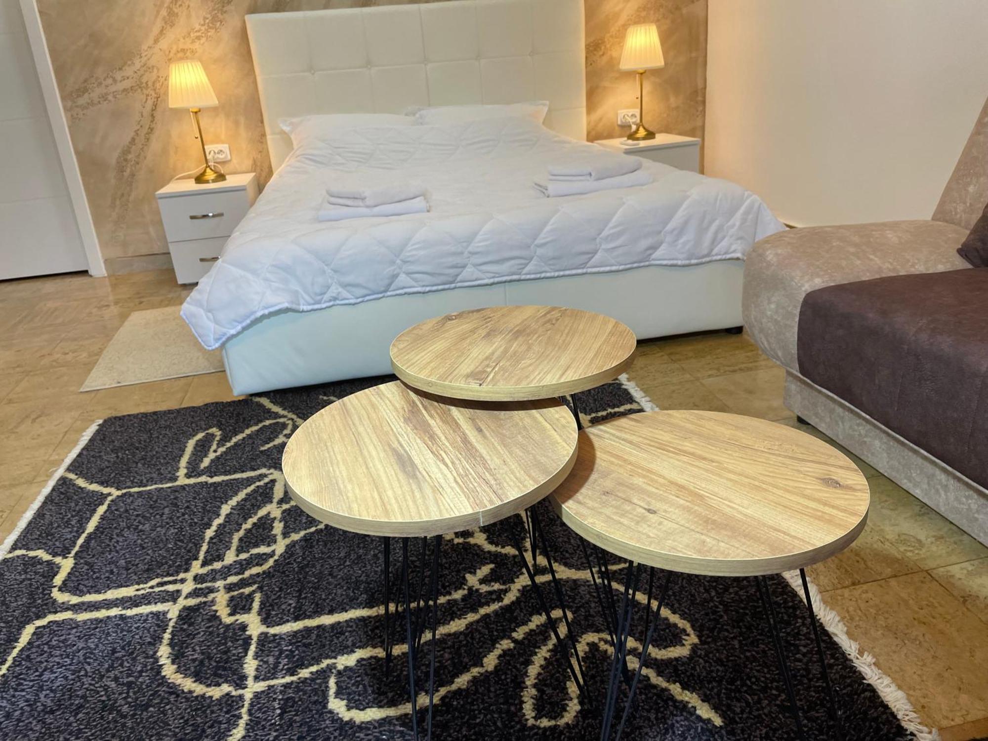 Bora Apartmani - Free Parking - City Center Vranje Exteriör bild